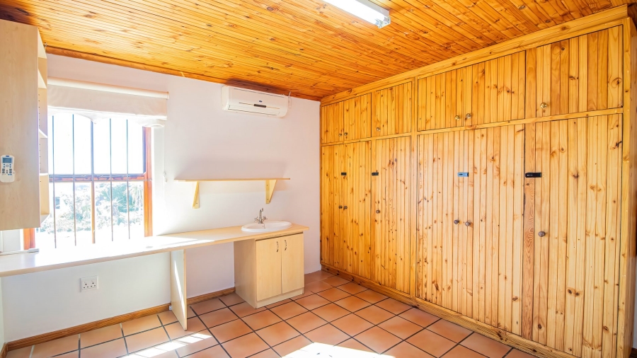 5 Bedroom Property for Sale in Long Acres Country Estate Western Cape